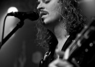 05.11.2011 Simeon Soul Charger