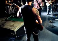 19.11.2011 Antifa Konzer mit Red Tape Parade und Vorlaut