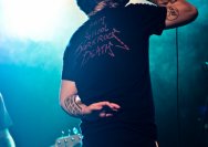 19.11.2011 Antifa Konzer mit Red Tape Parade und Vorlaut