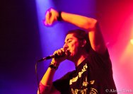 23.03.2011 Umsonst und Drinnen mit Toys get lost und Gomukhasana