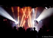 23.03.2011 Umsonst und Drinnen mit Toys get lost und Gomukhasana