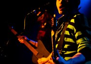 18.01.2012 Umsonst und Drinnen mit Phil and the gogo girls from hell und General Riot