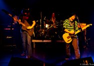 18.01.2012 Umsonst und Drinnen mit Phil and the gogo girls from hell und General Riot