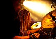 18.01.2012 Umsonst und Drinnen mit Phil and the gogo girls from hell und General Riot