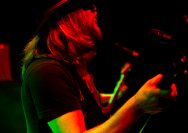 18.01.2012 Umsonst und Drinnen mit Phil and the gogo girls from hell und General Riot