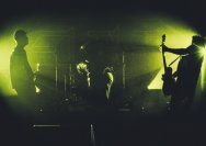04.10.2013 Green Frog Feet und Dirty Dogs