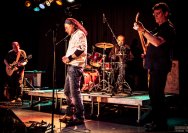 20.02.2013 Umsonst und Drinnen mit Sunbear Bluesband