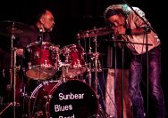 20.02.2013 Umsonst und Drinnen mit Sunbear Bluesband