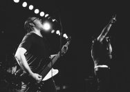 10.12.2014  Umsonst und Drinnen mit The Noisy Gatecrashers und Frog Shock