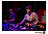 05.04.2019 Umsonst und Drinnen - Francis Jones, First Breath After Coma