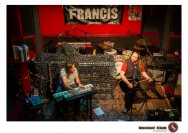 05.04.2019 Umsonst und Drinnen - Francis Jones, First Breath After Coma